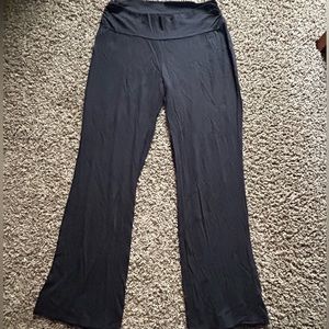 Maternity lounge pants